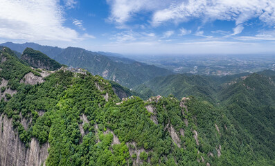 Fototapeta na wymiar Qinling Mountains
