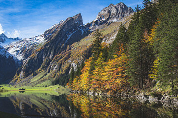 Seealpsee im Herbst