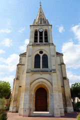 Fototapeta na wymiar Saint-Henri is a Roman Catholic church located in Neuilly Plaisance , Parisian region . France.
