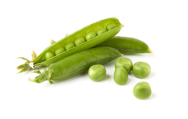 Green peas isolated