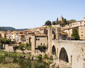 Fototapeta na wymiar Old buildings and a bridge in a Spanish village.