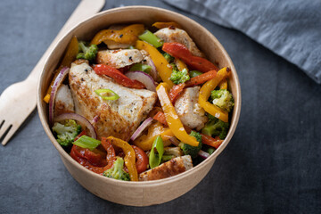 Noodles with vegetables in bowl