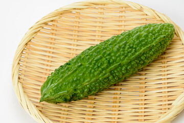 夏野菜のゴーヤ　夏に美味しいゴーヤと下ごしらえ　　