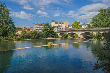 Fototapeta na wymiar Cityscape in a sunny day of Pau, France