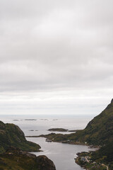 Fototapeta na wymiar The coast of the Norwegian ocean