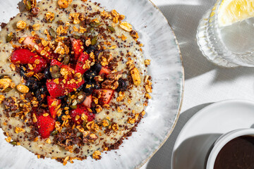 Oatmeal with nuts and berries