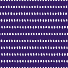 Materiał do szycia Purple seamless pattern with white dotted stripes.