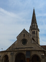 Fototapeta na wymiar Dijon, August 2022 - Visit the beautiful city of Dijon through its various religious monuments
