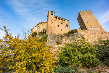 Fototapeta premium collegiate church-castle Santa María la Mayor, , Alquézar, National Historic-Artistic Monument, Somontano, Huesca, Spain