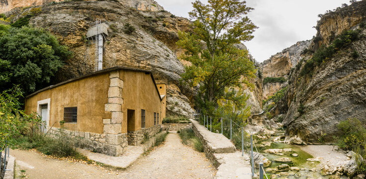 Ruta de las pasarelas, Alqu&eacute;zar, municipio de la comarca Somontano Provincia de Huesca, Comunidad Aut&oacute;noma de Arag&oacute;n, Spain, Europe