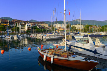 Yachthafen von La Tour-de-Peilz, Gemeinde im Distrikt Bezirk Riviera-Pays-d’Enhaut im Kanton...