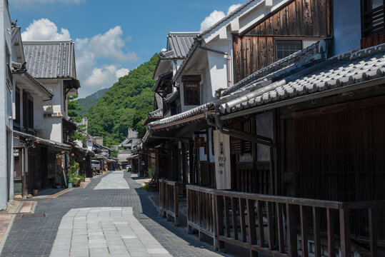 古い町並みを残す静かなたけはら町並み保存地区