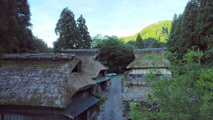 かやぶき屋根の日本民家