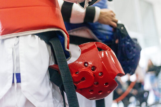 Casco de taekwondo prontos para el combate.
