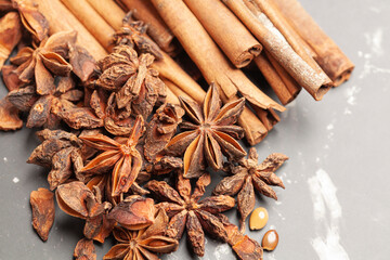 Cinnamon sticks and anise star