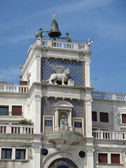 Fototapeta na wymiar Uhrenturm von Venedig