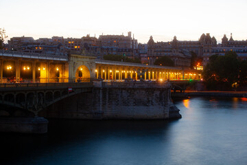 Fototapeta premium The Pont de Bir-Hakeim formerly the Bridge of Passy