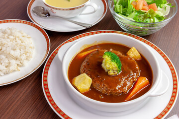 ハンバーグシチュー定食