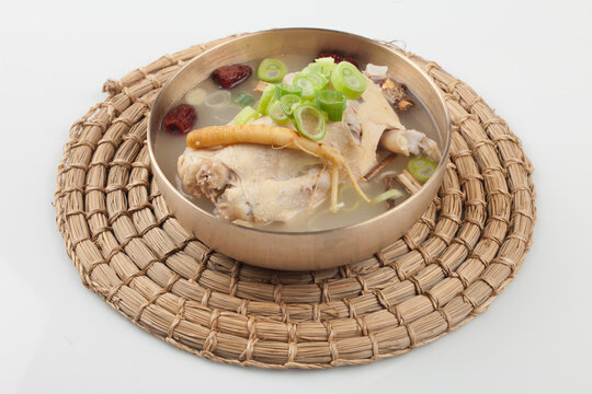 Samgyetang, oriental medicine samgyetang, oriental medicine baeksuk, baeksuk, chicken, Korean food, traditional Korean food, chobok, daebok, malbok, boknal, boknal, boknal, boknal,삼계탕, 한방삼계탕, 한방백숙, 백숙