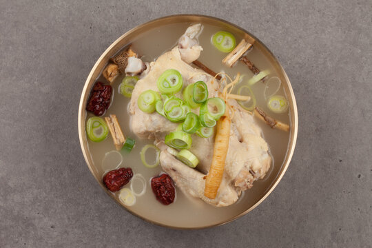 Samgyetang, oriental medicine samgyetang, oriental medicine baeksuk, baeksuk, chicken, Korean food, traditional Korean food, chobok, daebok, malbok, boknal, boknal, boknal, boknal,삼계탕, 한방삼계탕, 한방백숙, 백숙