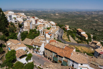 Obraz premium Castillo de La Iruela, origen almohade, construido sobre cimientos pre-bereberes, La Iruela, valle del Guadalquivir, parque natural sierras de Cazorla, Segura y Las Villas, Jaen, Andalucia, Spain