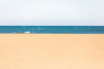 Mar en el horizonte
