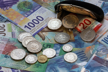 Schweizer Franken (mit Geldbörse)