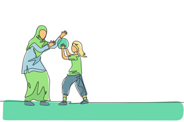 One continuous line drawing of young Islamic mom playing basketball with daughter at outfield park. Happy Arabian muslim parenting family concept. Dynamic single line draw design vector illustration