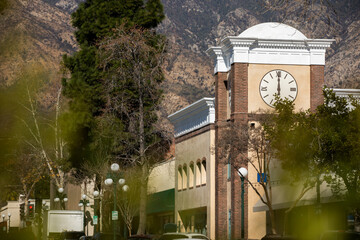 Afternoon view of the downtown urban core of Monrovia, California, USA. - obrazy, fototapety, plakaty
