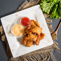 fried chicken with sauce