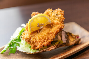 岩牡蠣のフライ