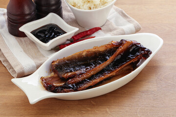 Roasted eel in unagi sause