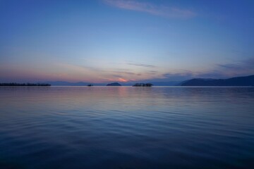 竹生島越しに見る日没後の夕焼け情景＠滋賀
