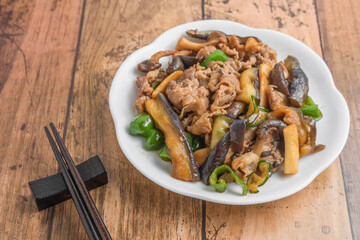 豚肉と野菜の炒め物