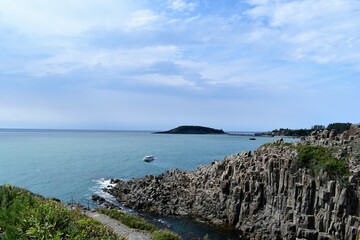 東尋坊、観光スポット、福井県、断崖絶壁、日本海、自殺の名所