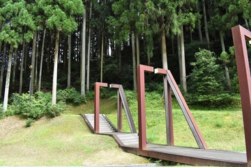 苔玉、井上武吉、ダニ カラヴァン、室生山上公園芸術の森、宇陀市、室生