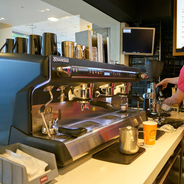 Mccafe Machine Mccafe Bilder – Durchsuchen 930 Archivfotos, Vektorgrafiken und Videos ...