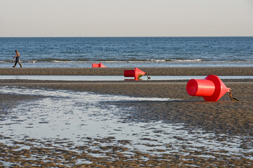 Belgique Flandre mer du nord Littoral côte belge plage ocean vacances Vlanderen Belgie Belgium bouée sécurité baignade