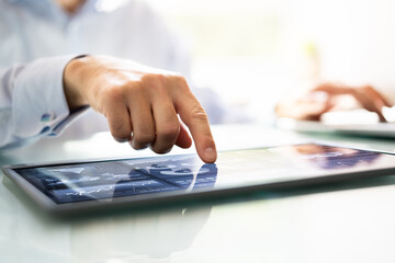 Online Business Analytics And KPI Dashboard