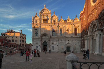 Venezia.Scuola Grande di San Marco a Campo San Giovanni e Paolo al tramonto
