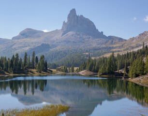  Cortina D'Ampezzo, Belluno. Croda da Lago, in vista del Becco di Mezzodì