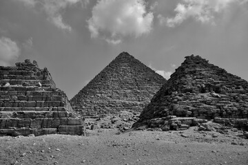Pyramiden von Gizeh in Ägypten  - obrazy, fototapety, plakaty