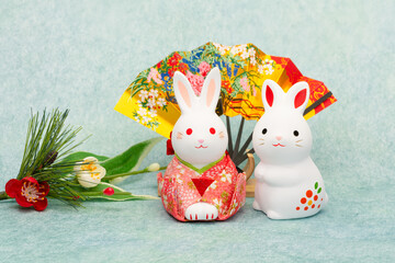 写真素材:令和5年・2023年の干支は卯（う・うさぎ）　卯年の年賀状素材（和風、和紙、千代紙、お正月小物等）