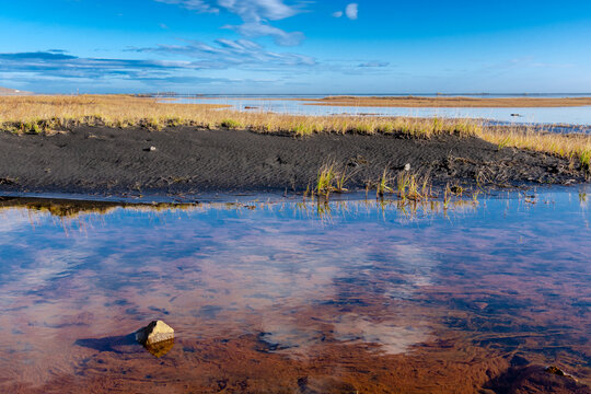Wikingerdorf Requisite f&uuml;r Film
am Berg Stokksnes auf Island