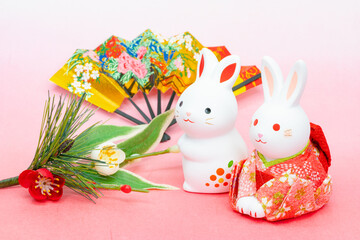 写真素材:令和5年・2023年の干支は卯（う・うさぎ）　卯年の年賀状素材（和風、和紙、千代紙、お正月小物等）