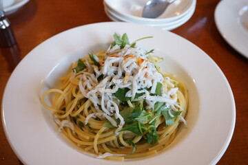 Italian Food, Tiny Whitebait or Baby Sardine Fish Pasta - イタリア料理 しらすのパスタ