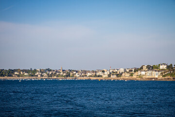 Fototapeta na wymiar Dinard city view from Saint-Malo, Brittany, France