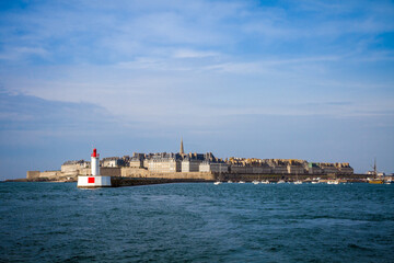 Saint-Malo city view from the sea, Brittany, France - obrazy, fototapety, plakaty