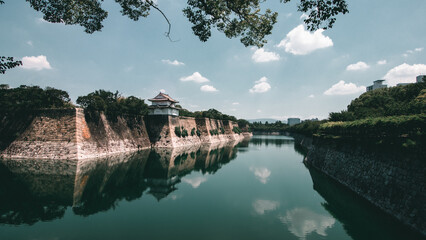 Fototapeta na wymiar Osaca castle in japan summer