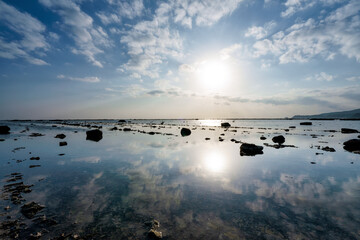 日本海に沈む